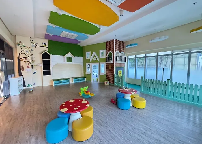 Apartamento Stylish 2 Bedroom With Bathtub And Balcony Uptown Bgc *