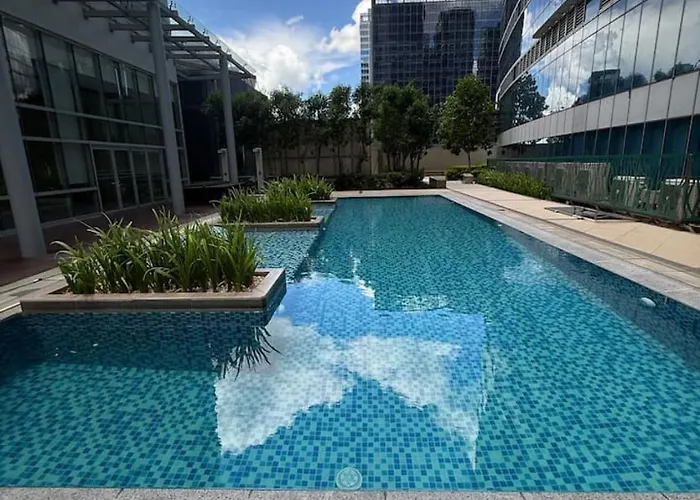 Apartamento Stylish 2 Bedroom With Bathtub And Balcony Uptown Bgc